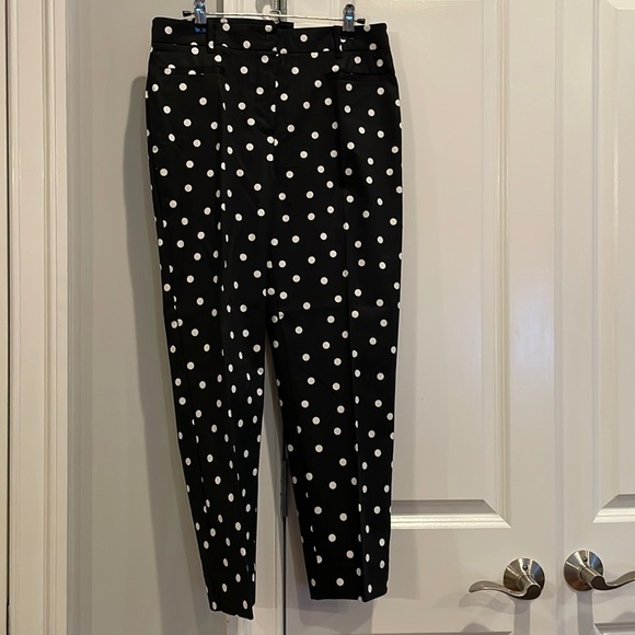 Ann Taylor Pants - NWT Ann Taylor Polka Dot Crop Pants​​
